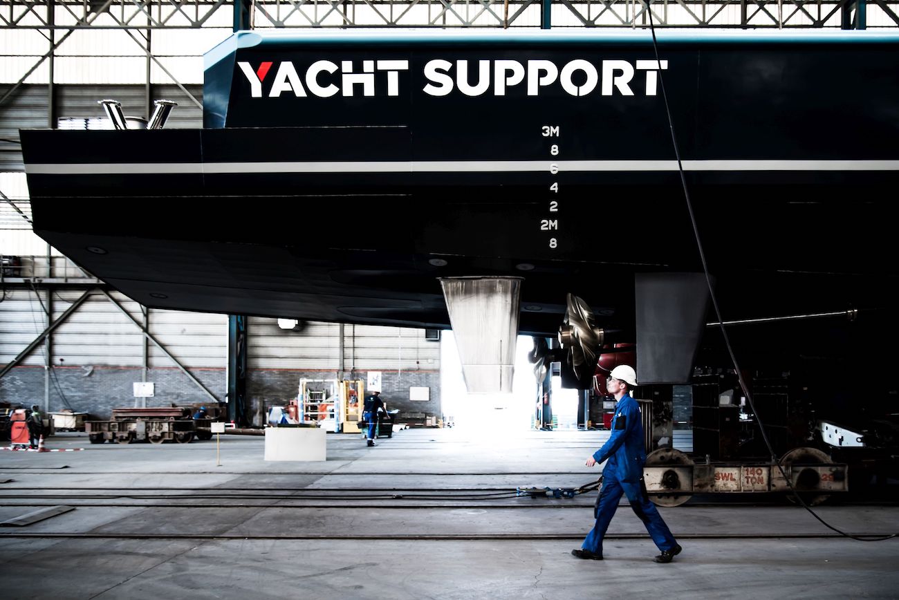 DAMEN YS4508 JOY RIDER yacht support vessel.jpg