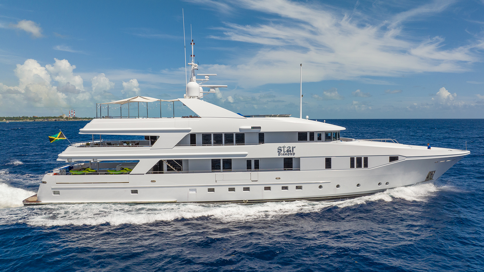 DIAMOND STAR superyacht profile.jpg