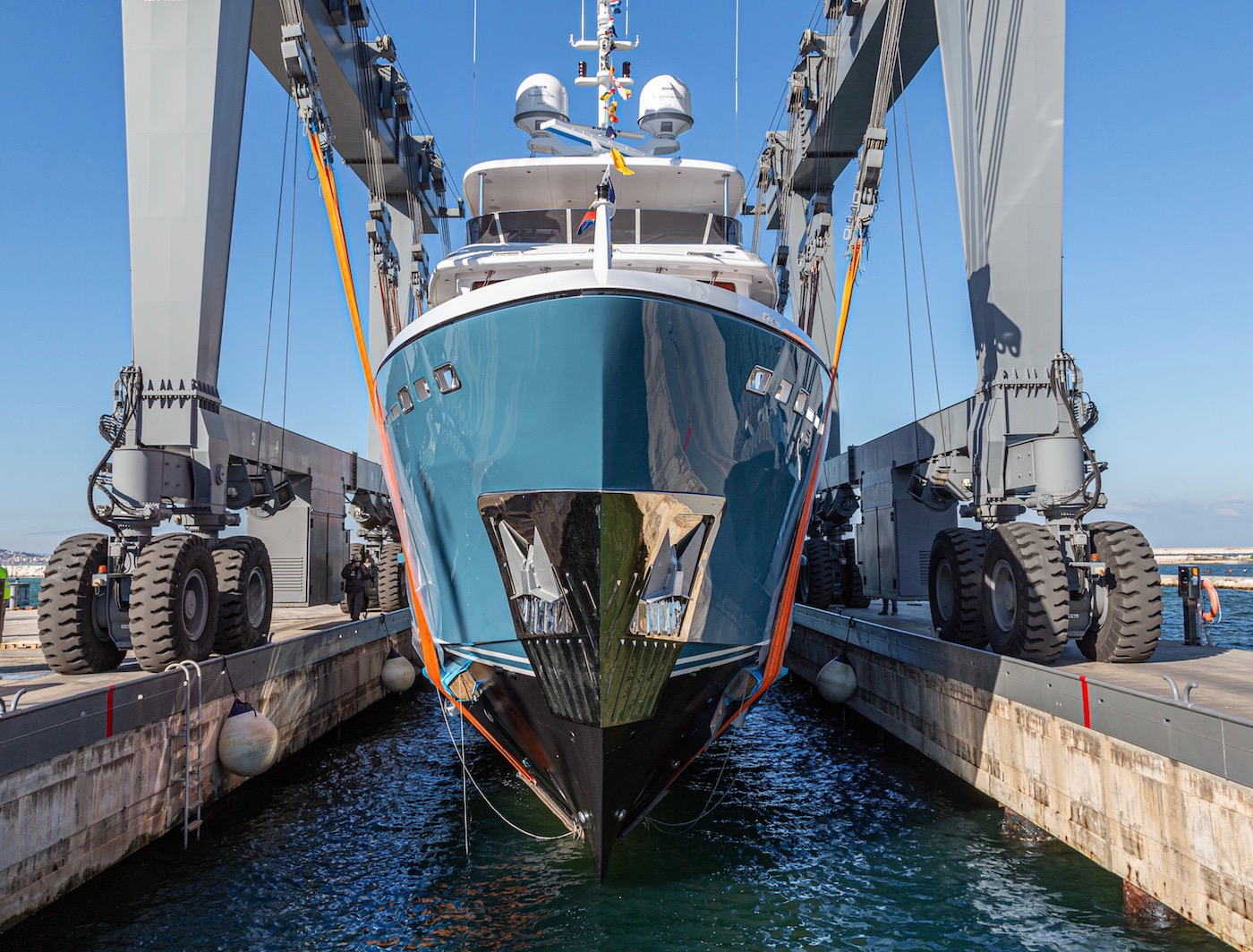 Darwin 106 motor yacht UPTIGHT launched.jpg