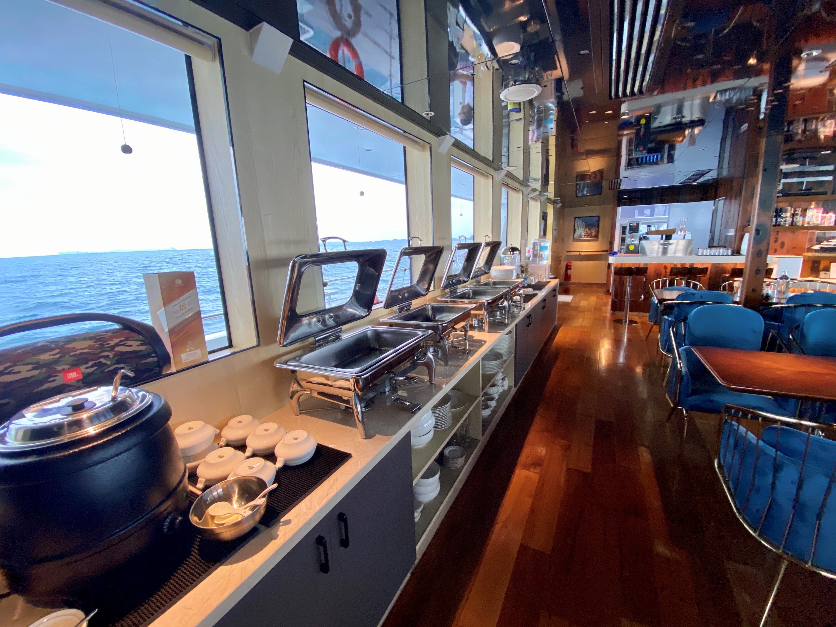 Dining Saloon Buffet stand.jpg