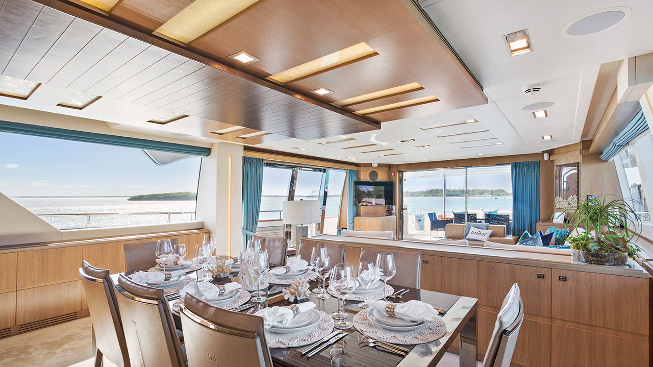 Dining and salon looking aft.jpg