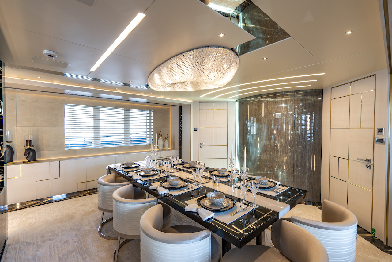 Dining area 3.jpg