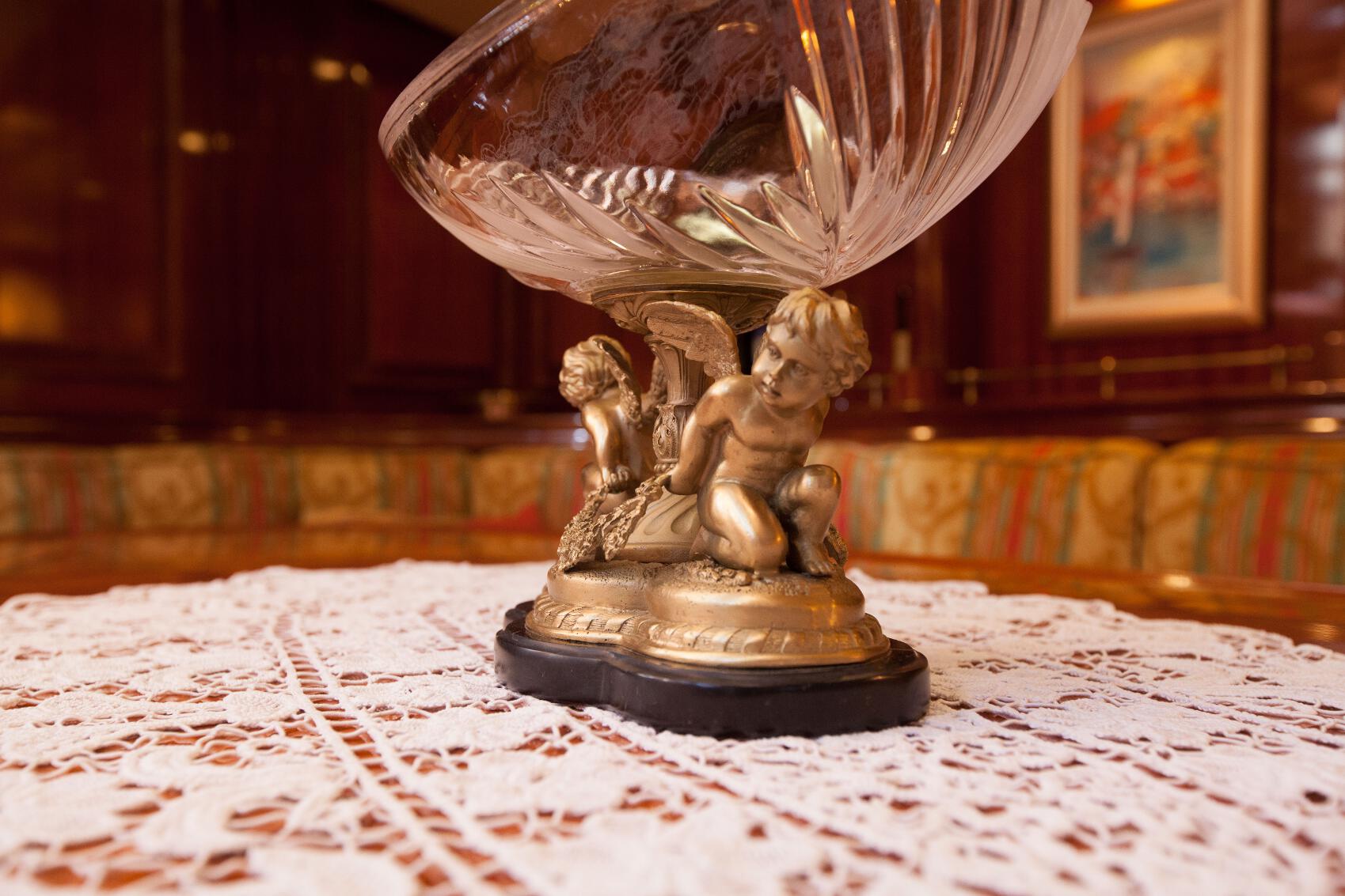 Dining room 00013.jpg