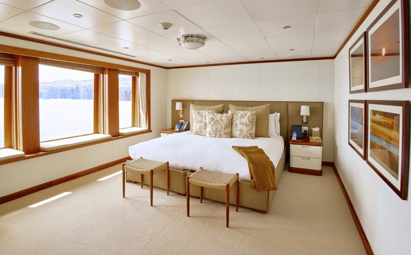 Double Bedroom.jpg