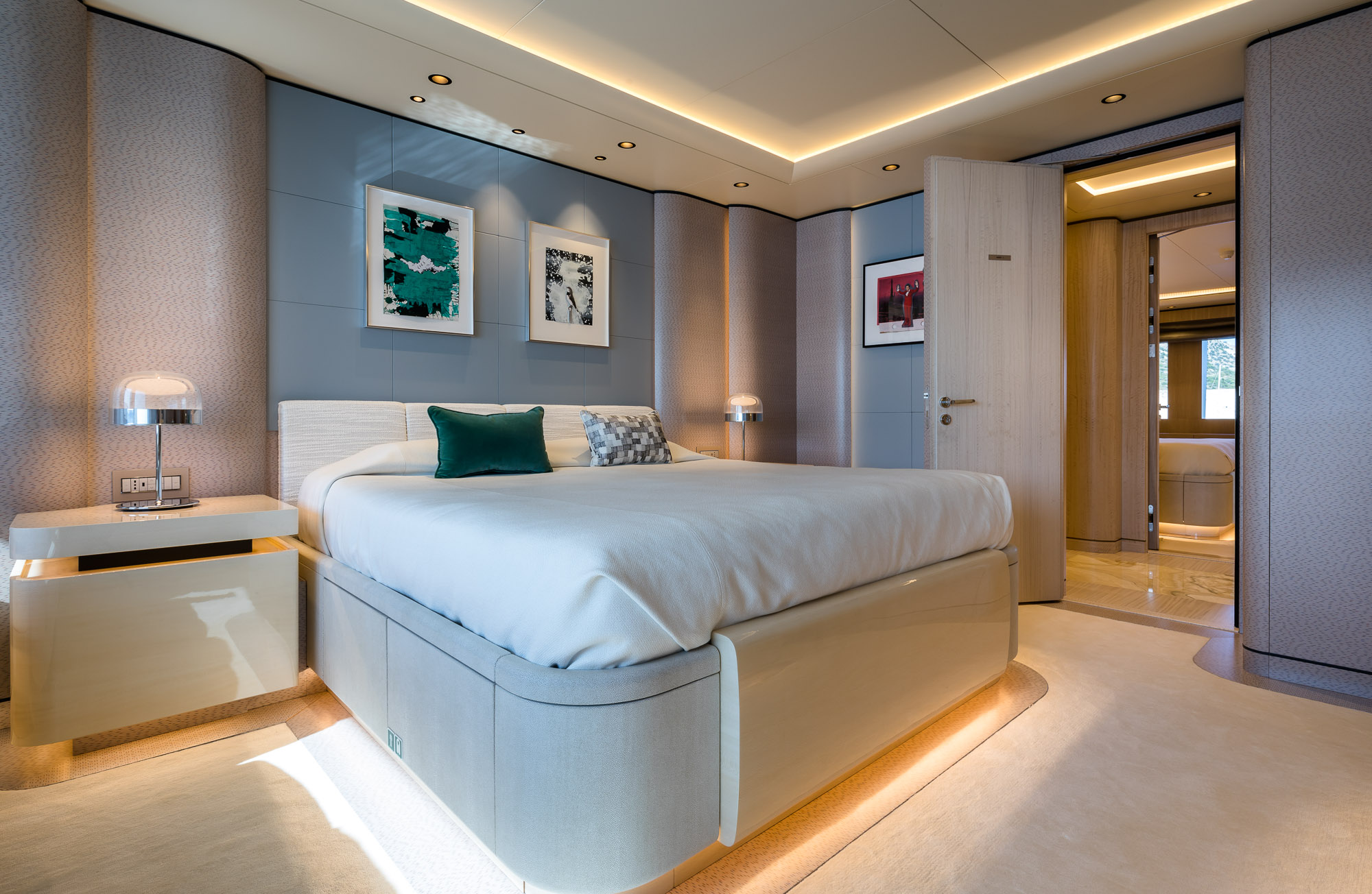 Double suite  - Photo © Jeff Brown Photography.jpg