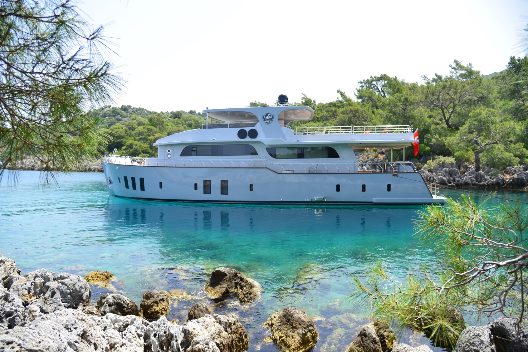 ES Yacht SIMAY F - Profile.jpg