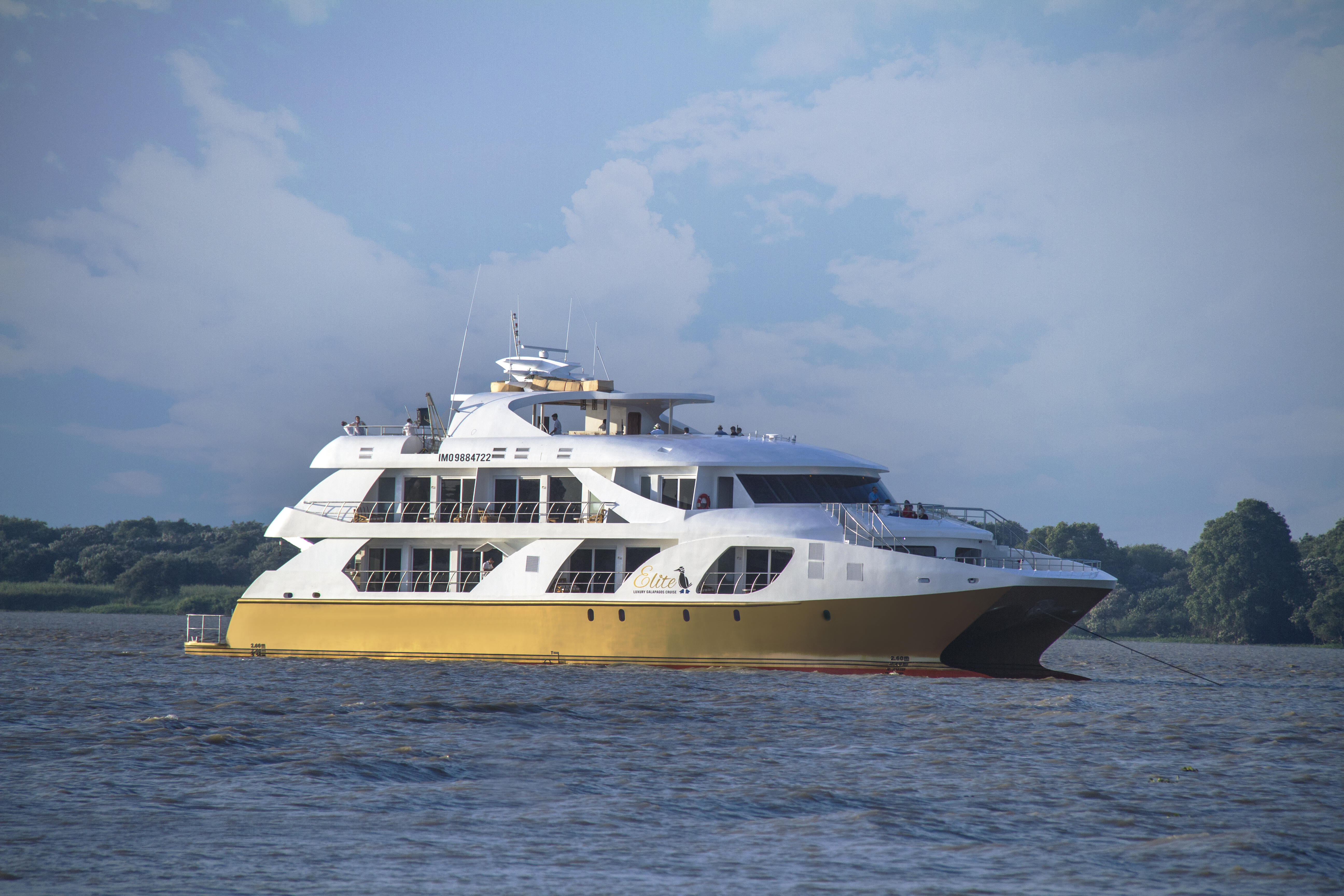 Elite Mega Catamaran .jpg