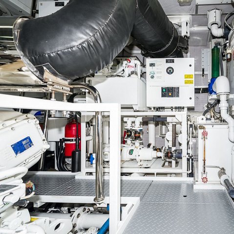 Engine room 00009.jpg