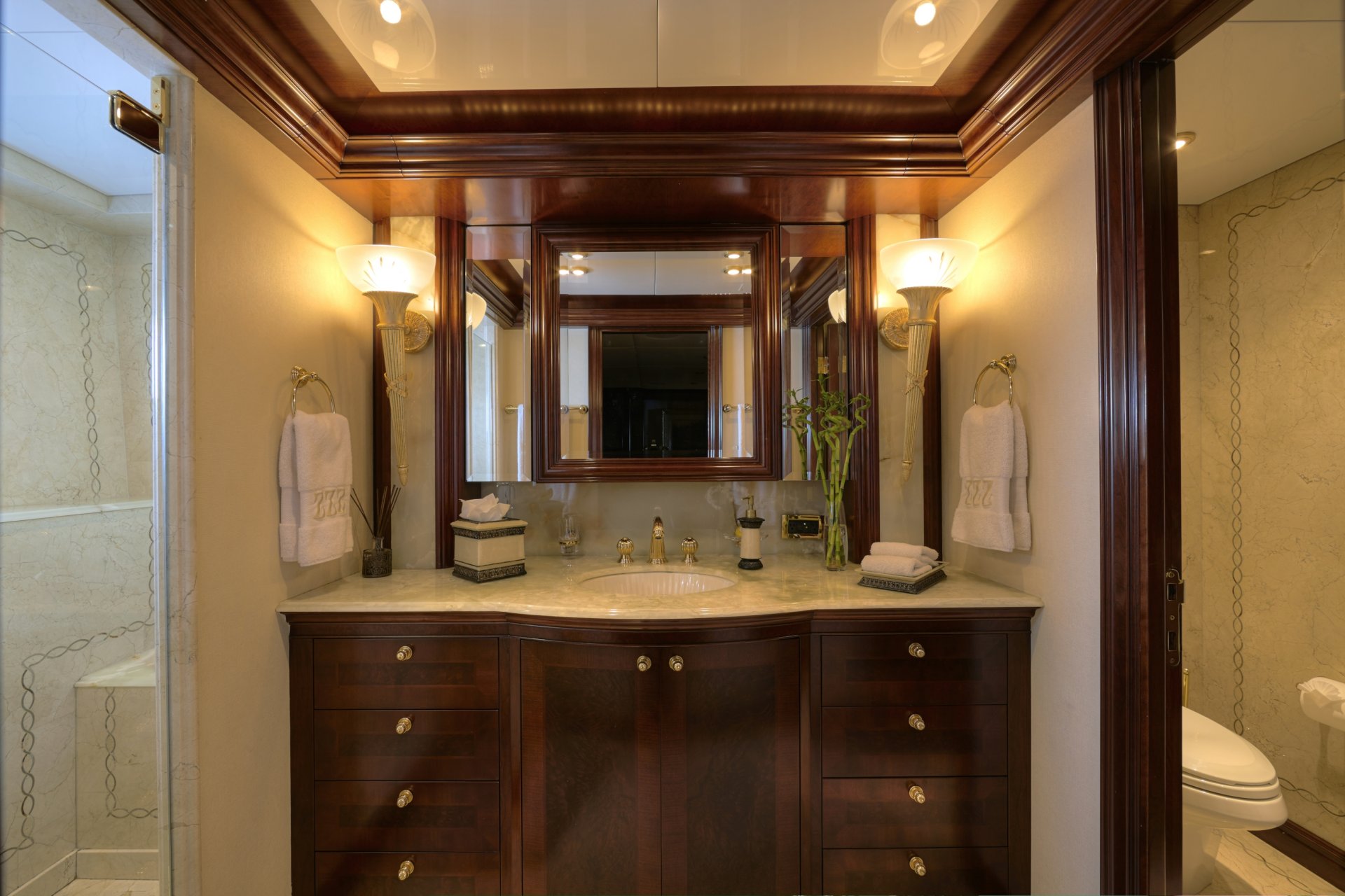 Ensuite  00003.jpg
