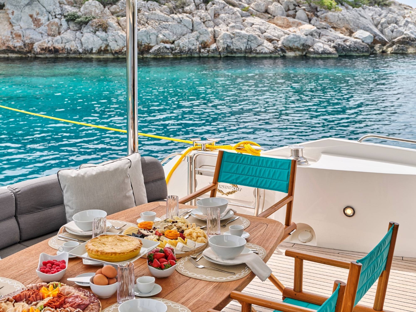 Exterior Dining Area With Sea Views 01.jpg