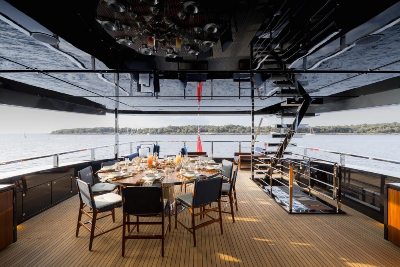 Exterior Dining with sea views.jpg