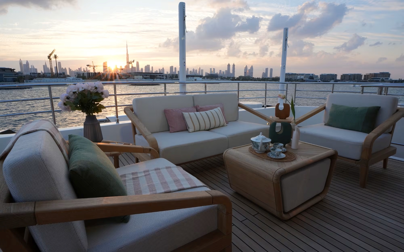 Exterior Relaxation Area 040.jpg