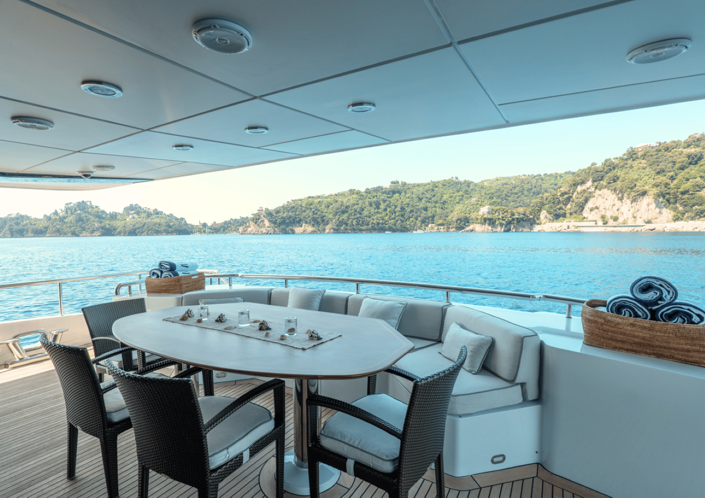 Exterior Relaxation Area with sea views 01.png