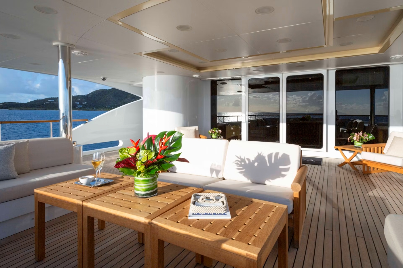 Exterior Relaxation area with Sea Views 01.jpg