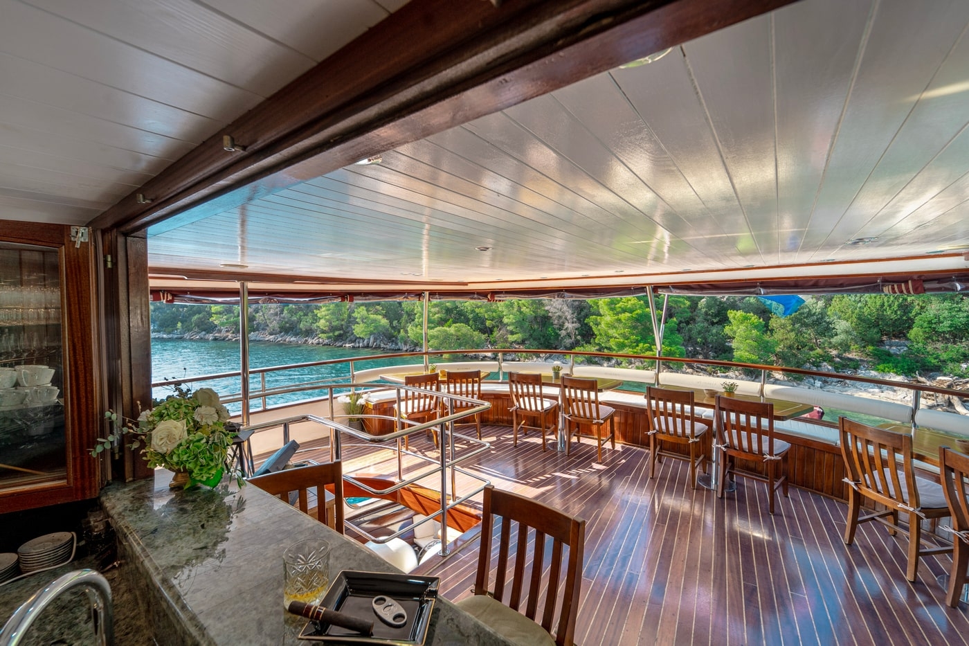 Exterior Relaxing Area 03.jpg