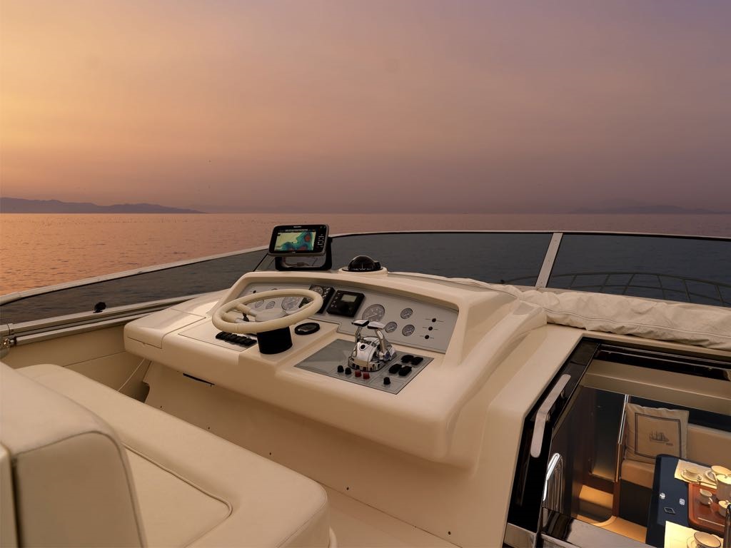 Exterior helm station.jpg