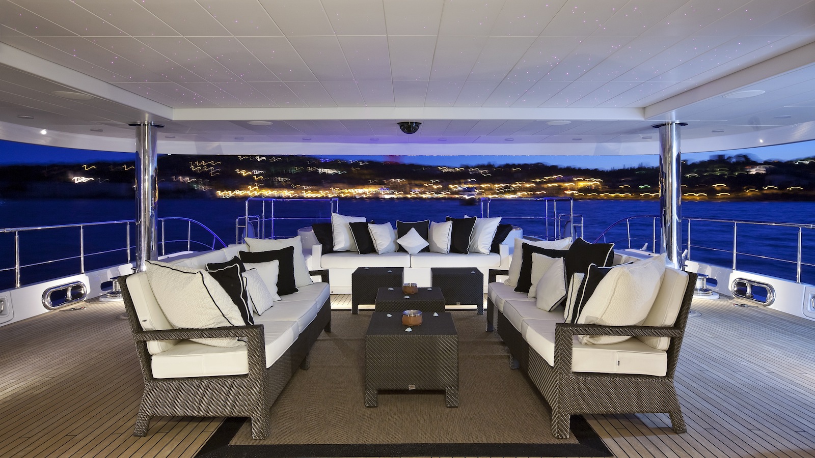 Exterior living spaces   00007.jpg