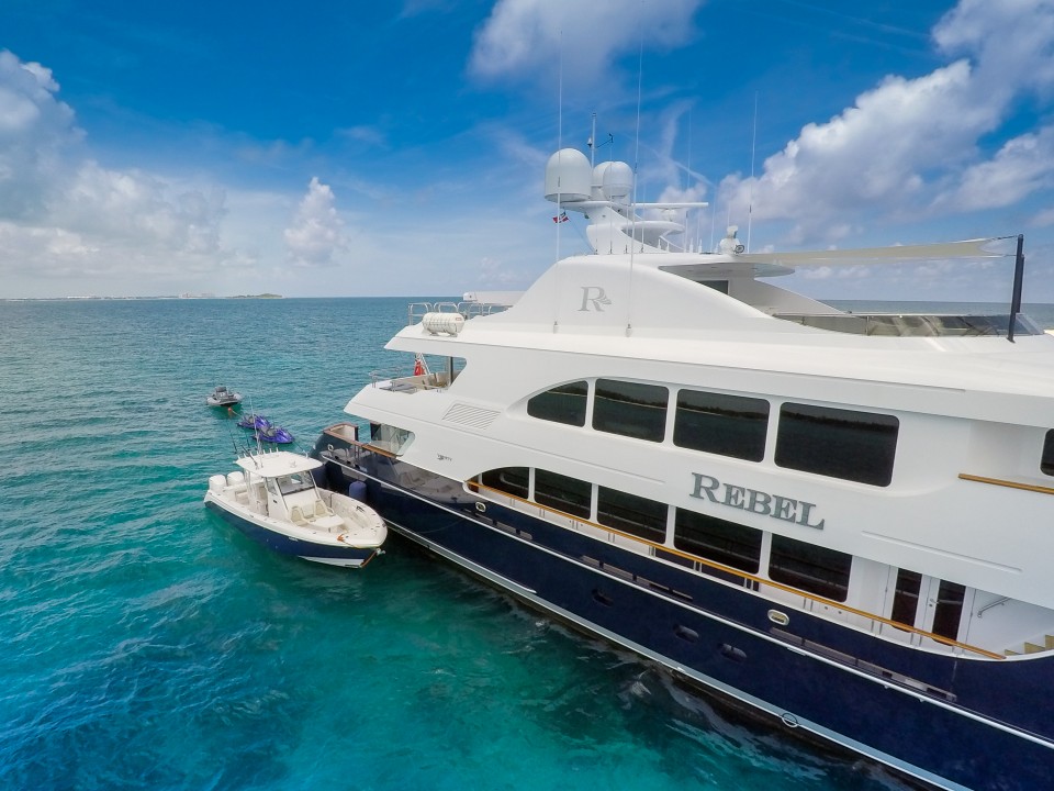 Exterior profile with tender 3.jpg