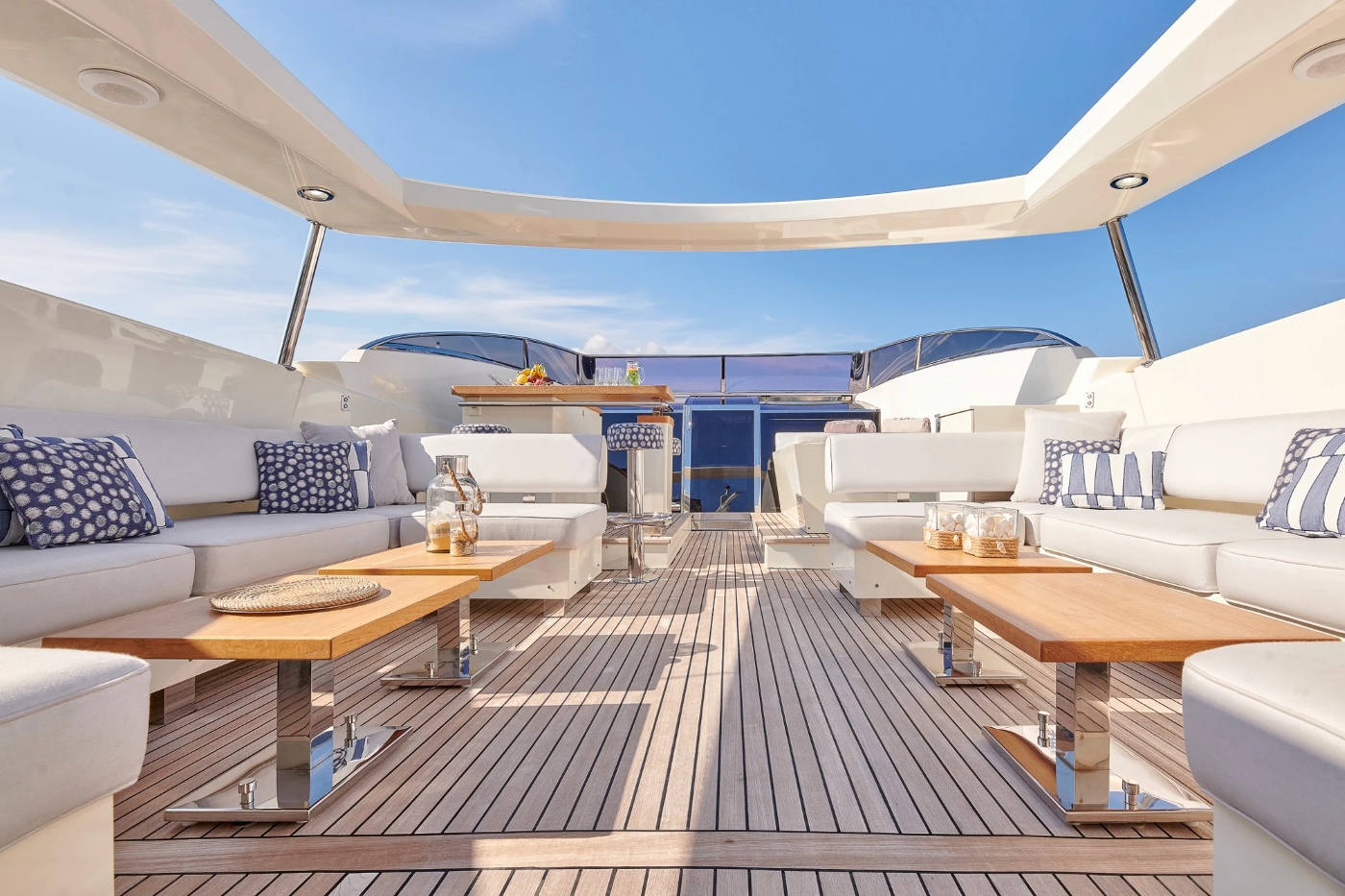 Exterior relaxation area 02.jpg