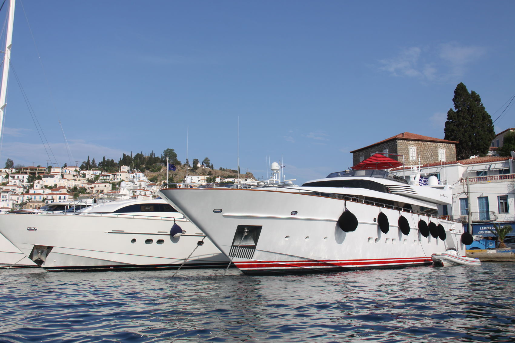 Exterior view 00003.jpg