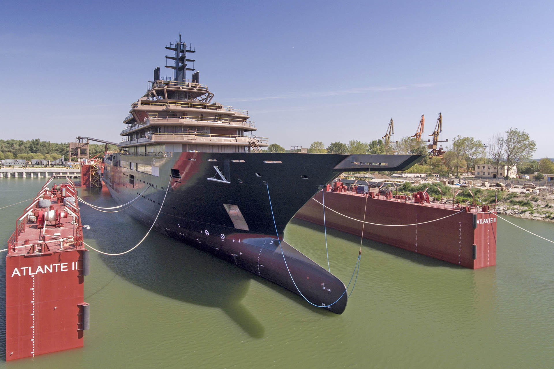 Exterior. Photo credit Bogdan Vasilescu 3.jpg