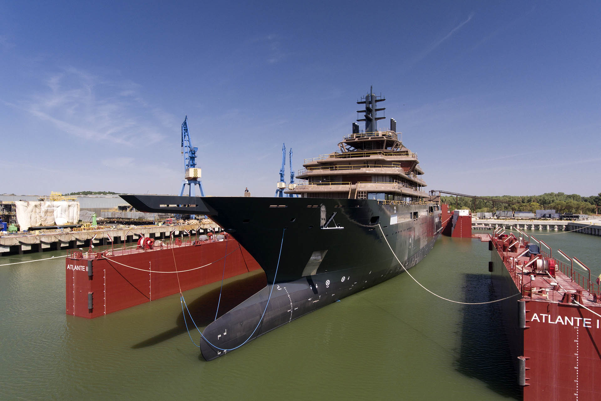 Exterior. Photo credit Bogdan Vasilescu 4.jpg
