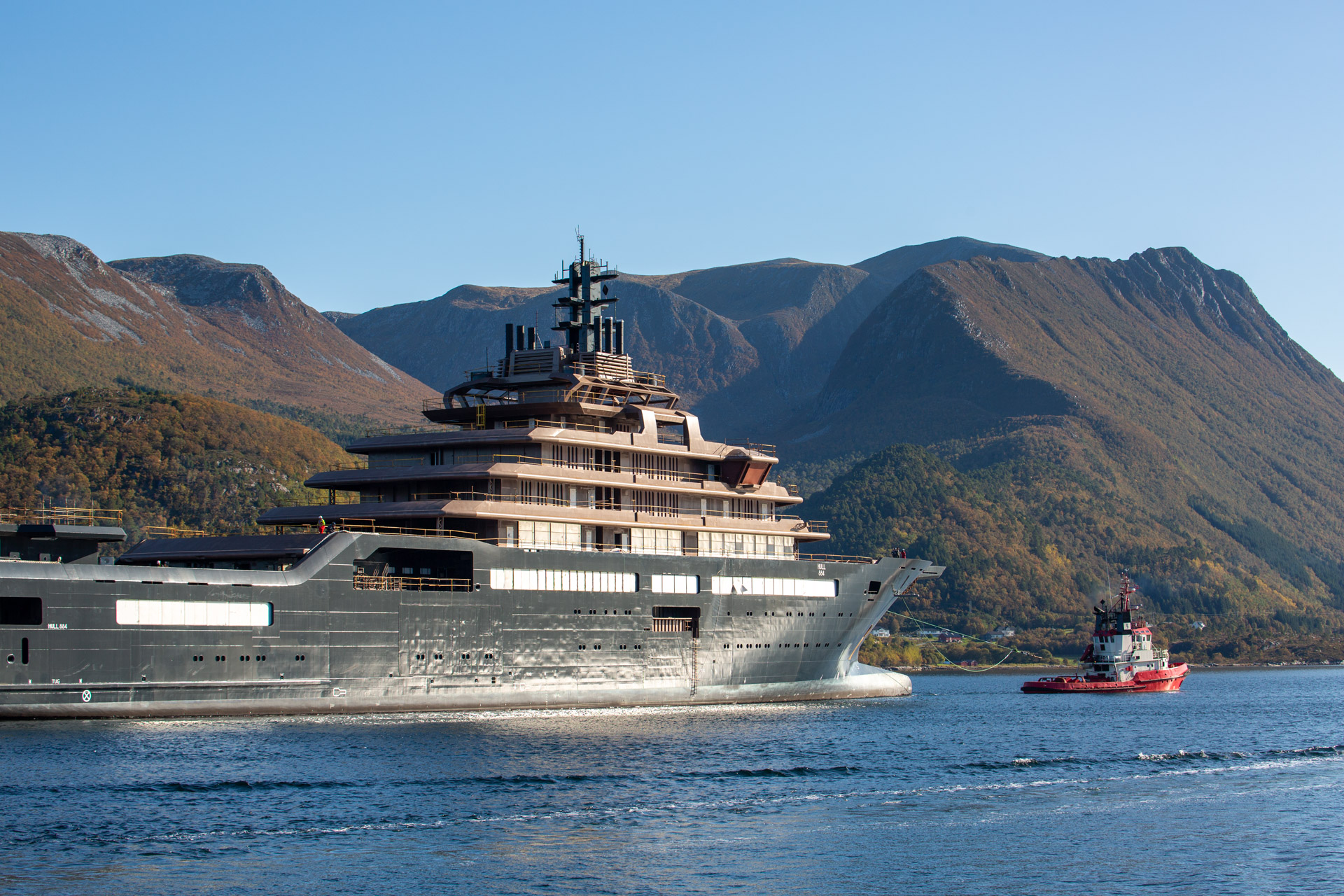 Exterior. Photo credit Lawrence Hislop3.jpg