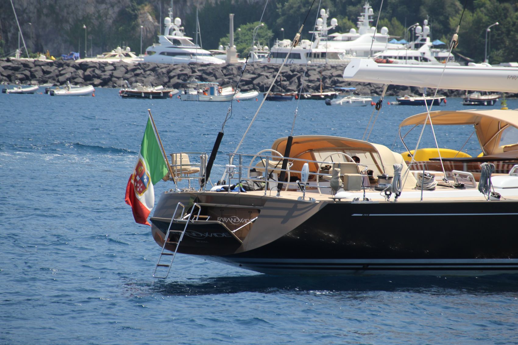 Exterior00012.jpg