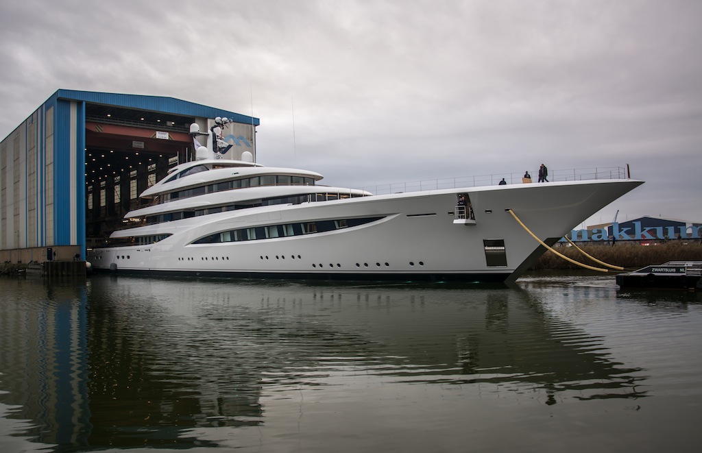 FAITH superyacht during launch.jpg