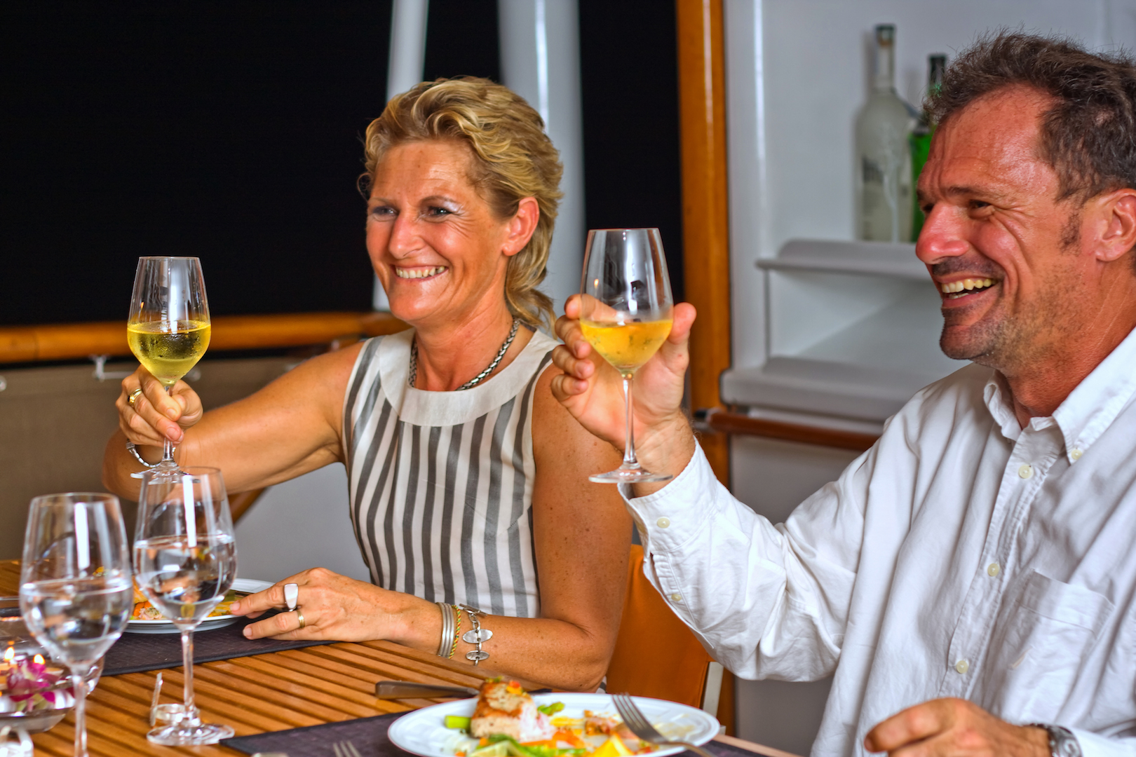 Family yacht charter vacation  00002.jpg