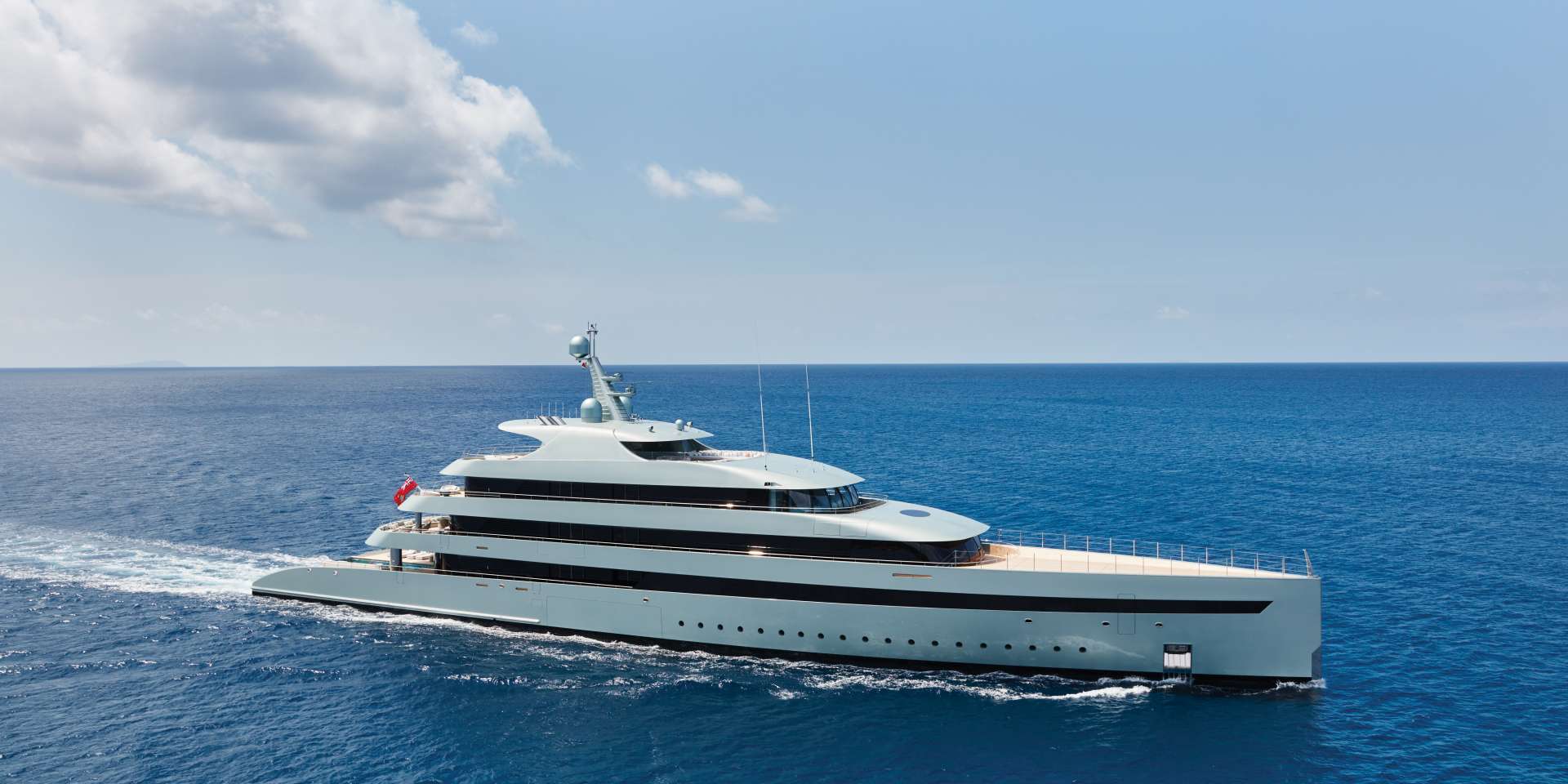 Feadship superyacht 84m.jpg