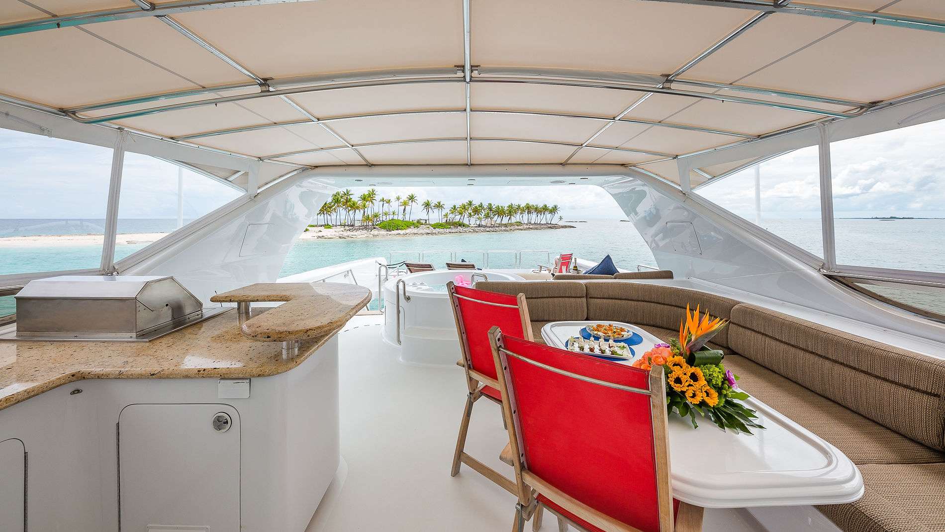 Flybridge looking aft.jpg