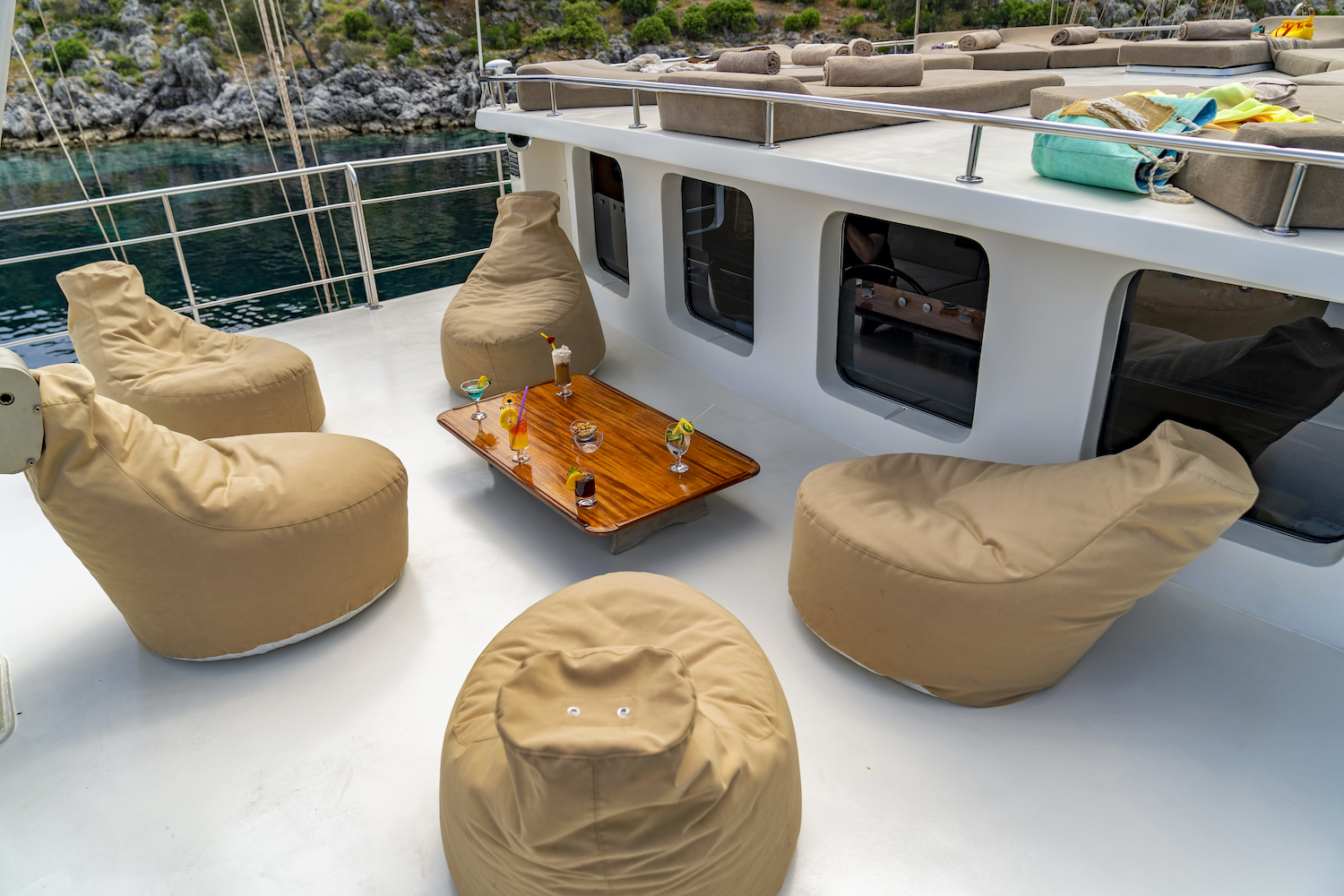 Flybridge5.jpg