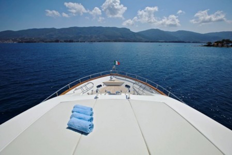 Foredeck 00002.jpg
