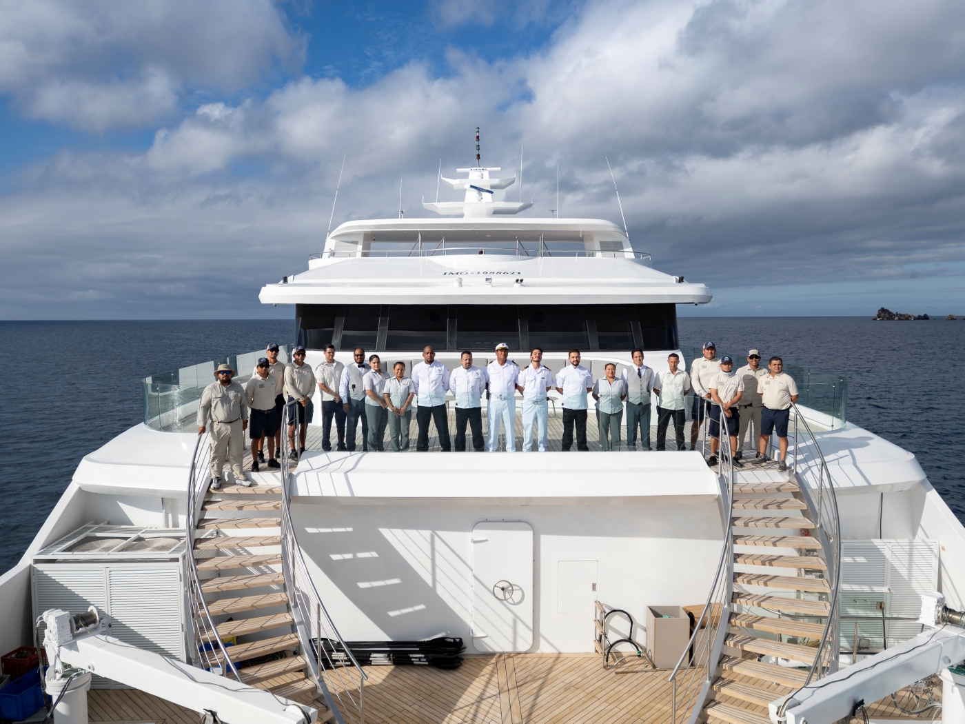 Foredeck Relaxation Area With Crew.jpg