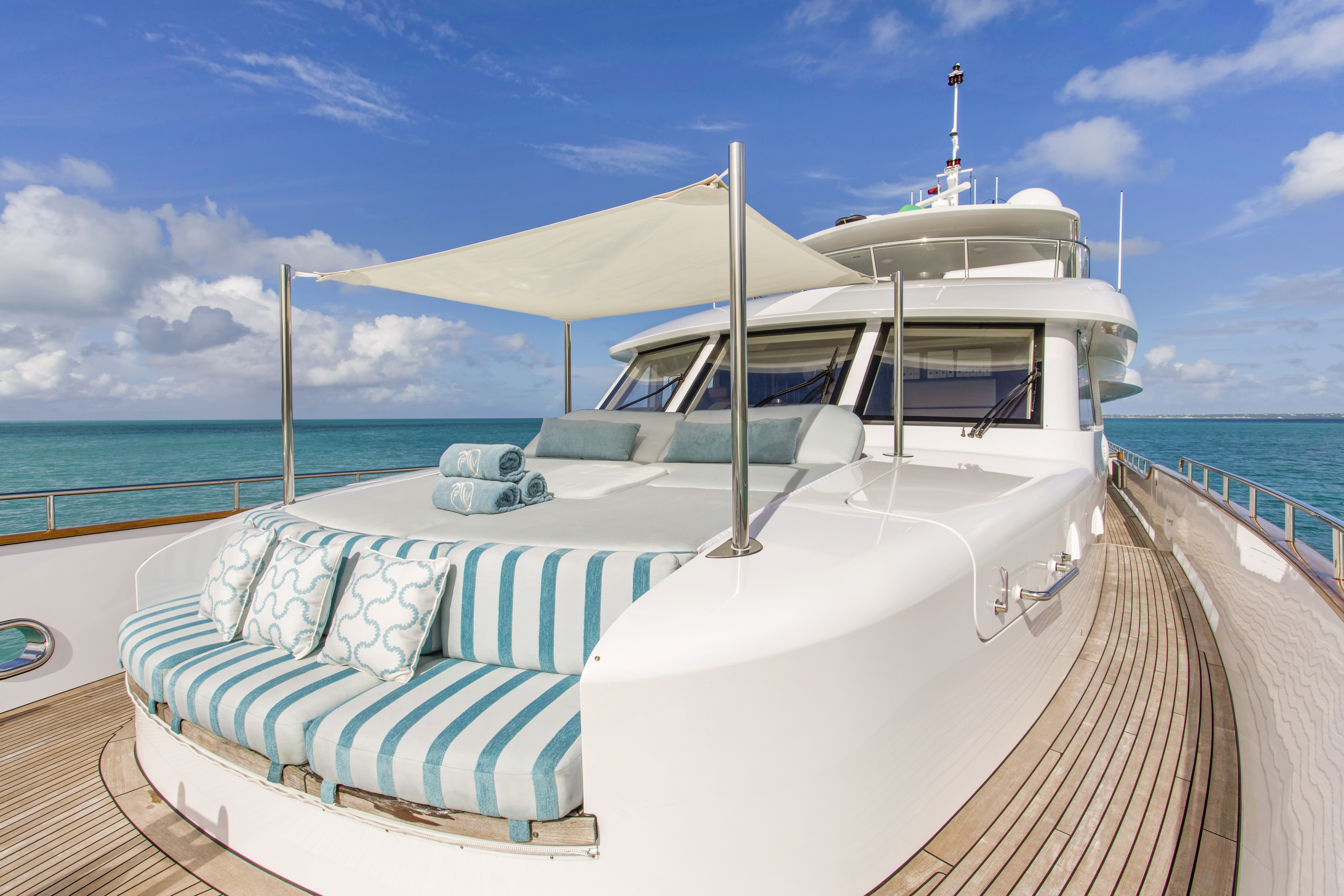 Foredeck Seating Photo Credit Billy Black.jpg