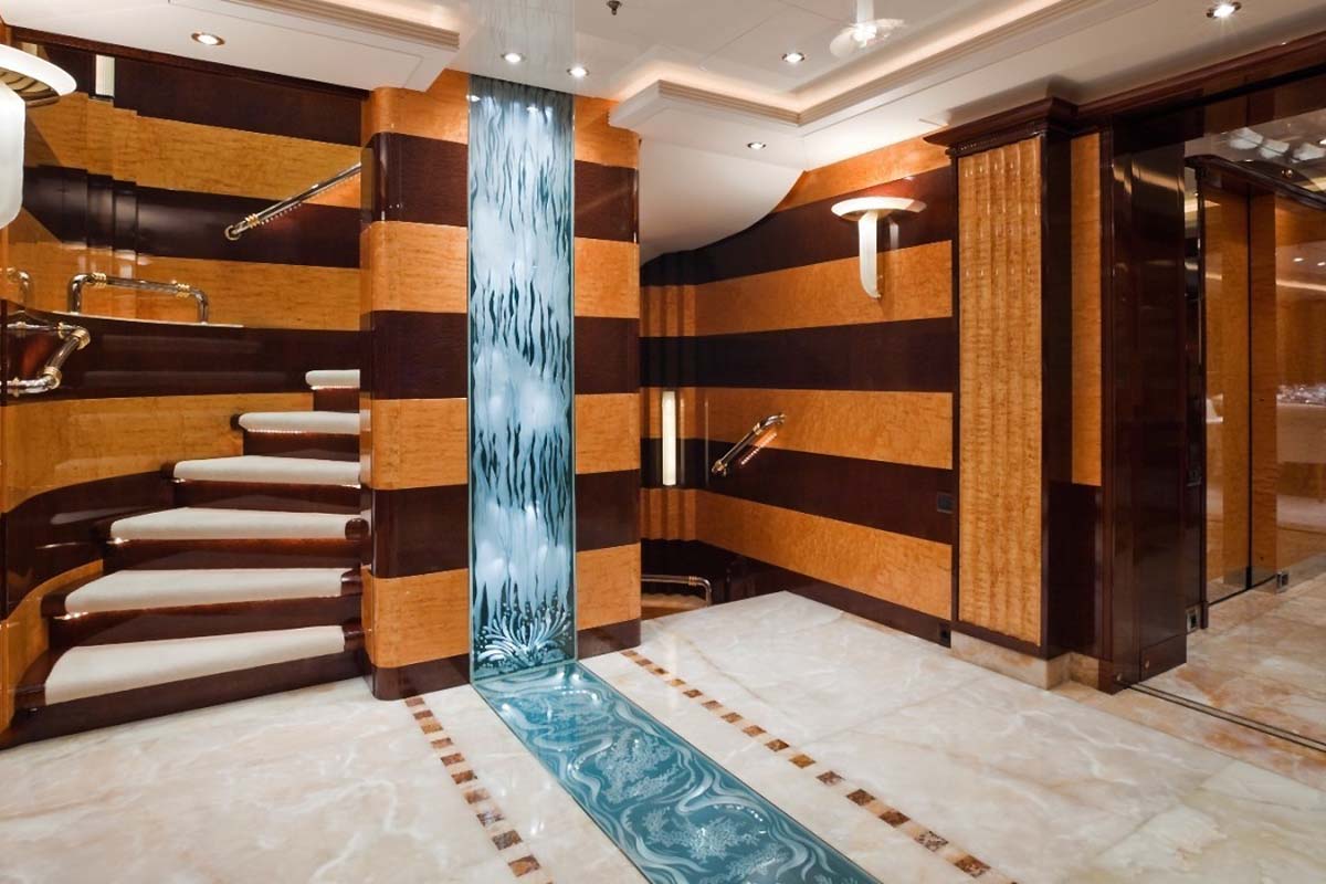 Foyer .jpg