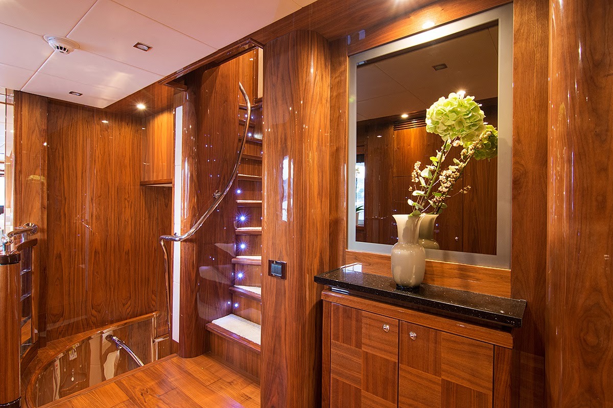 Foyer.jpg