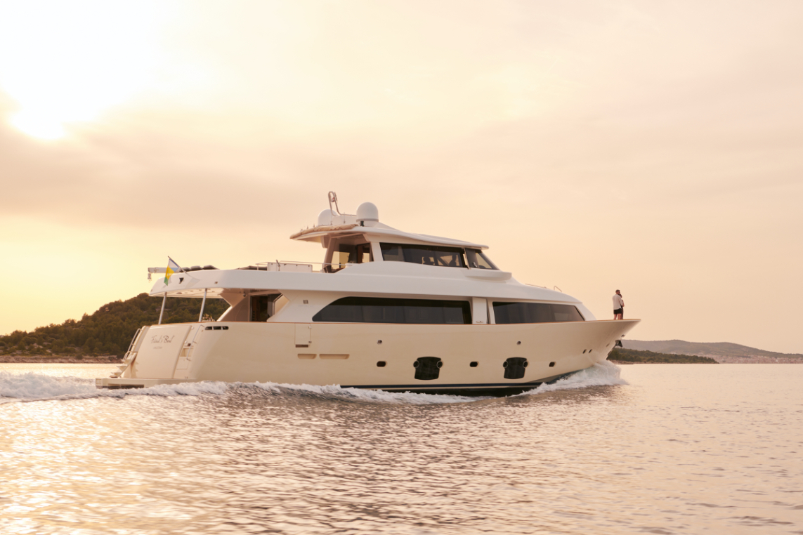 Friend's Boat yacht.jpg