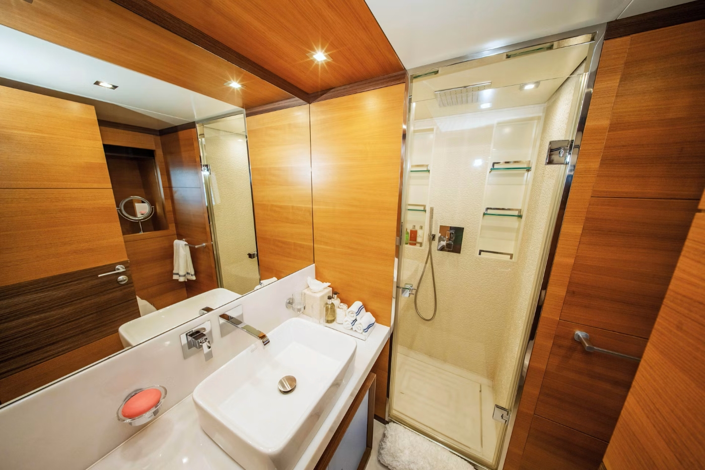 Guest Bath 02.jpg