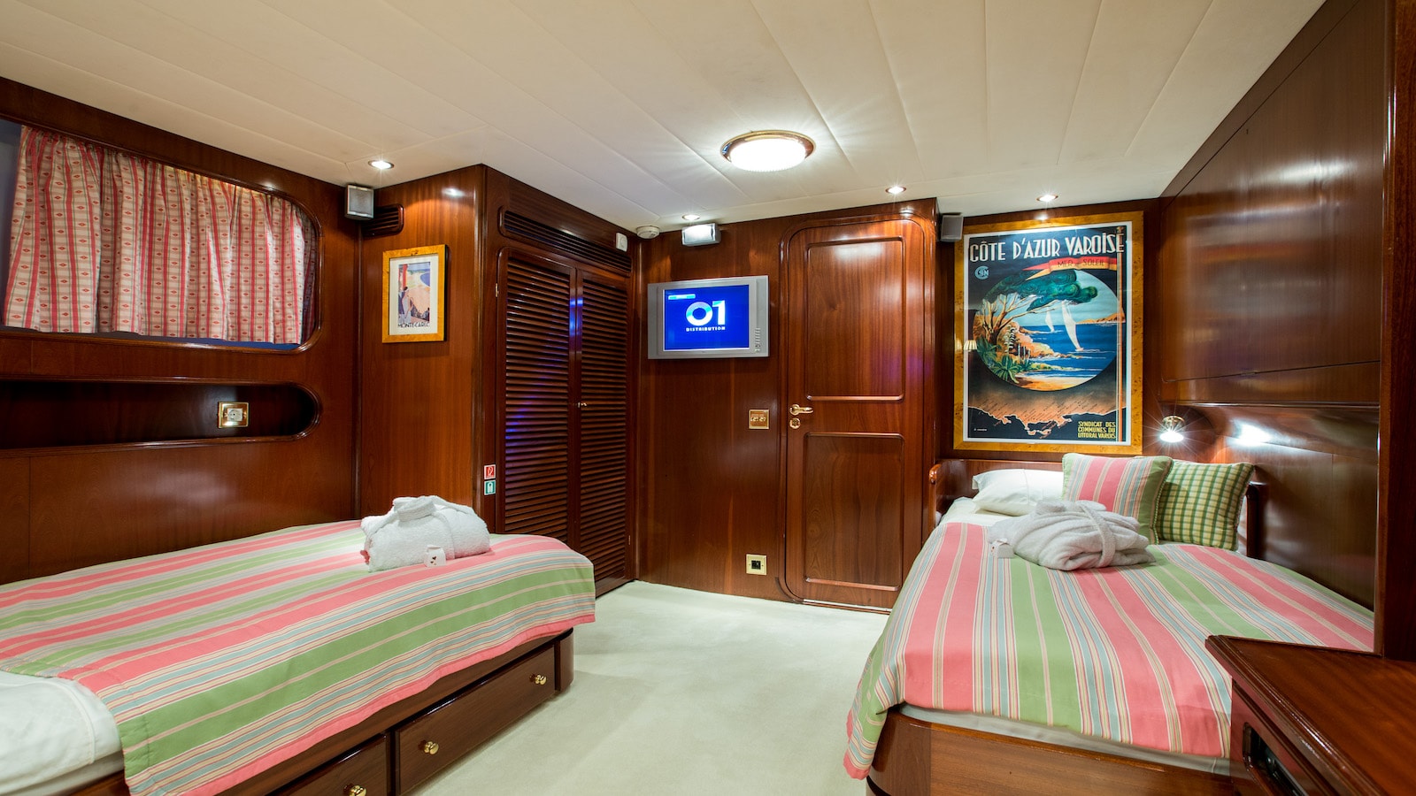 Guest Cabin  00007.jpg