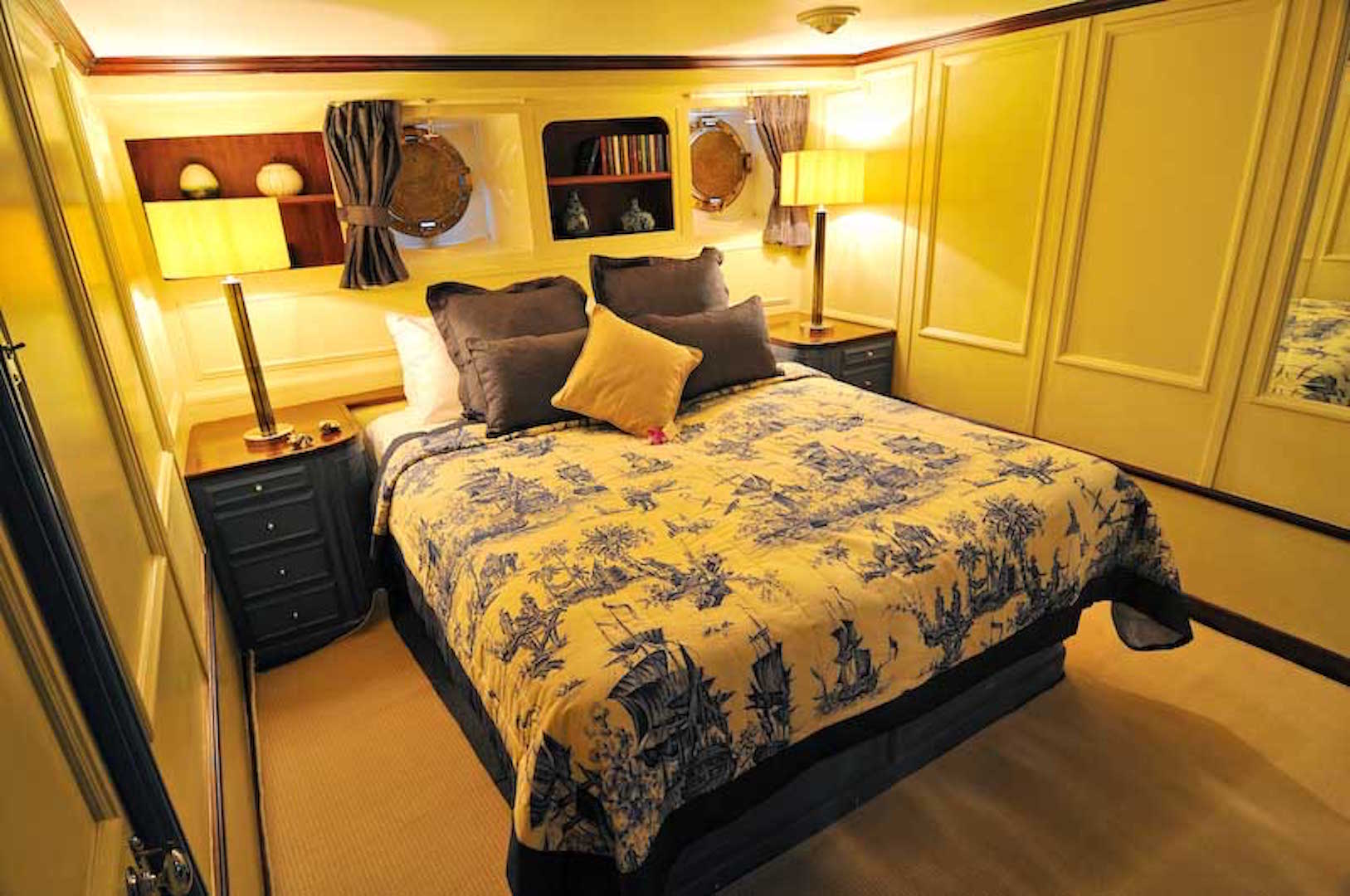 Guest cabin Mumbai 00001.jpg