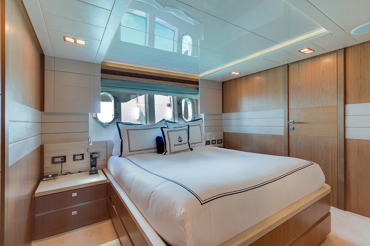 Guest cabin lower deck.jpg