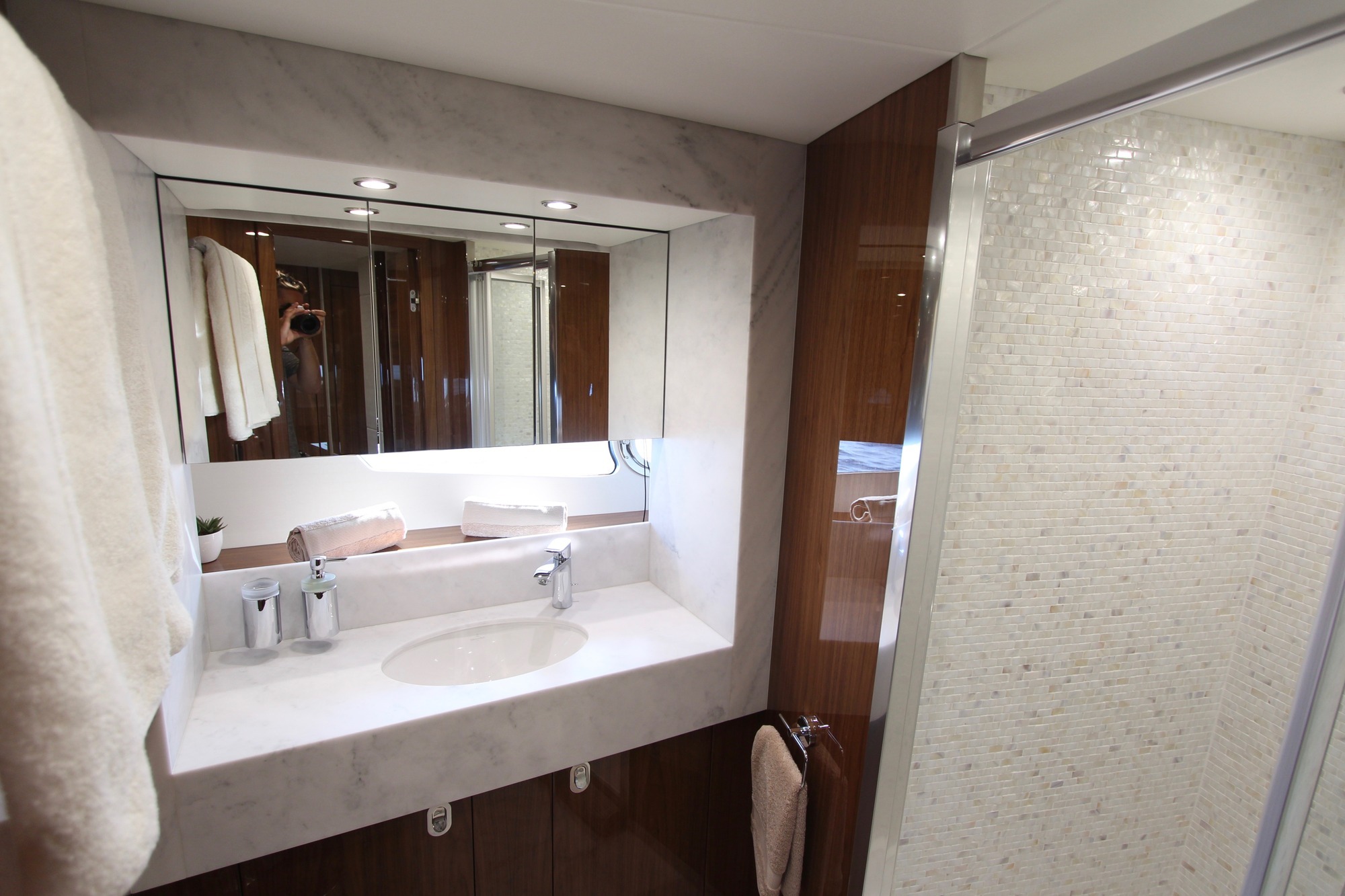 Guest ensuite marble sink.jpg