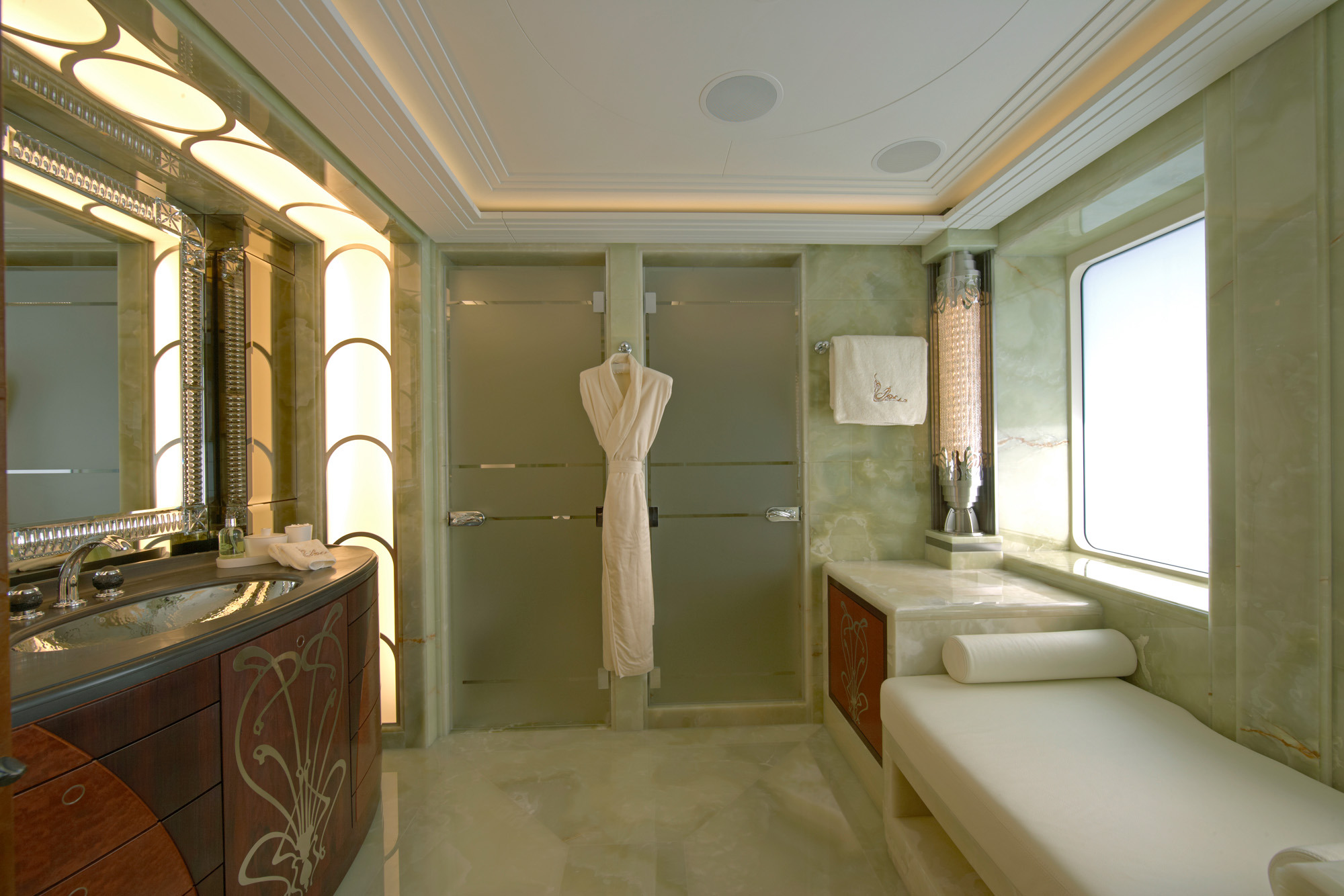 His master bathroom.jpg