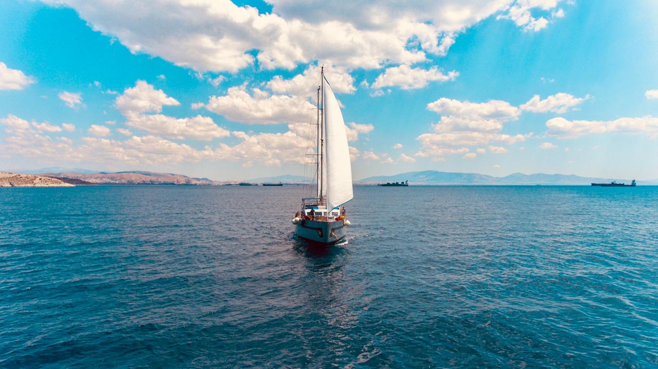 IRIS PS yacht.jpg