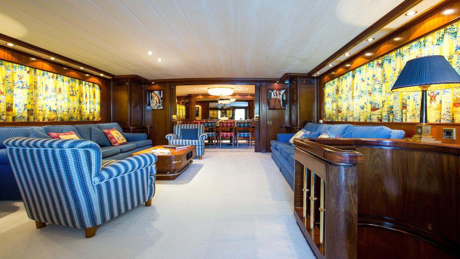 Interior 00006.jpg