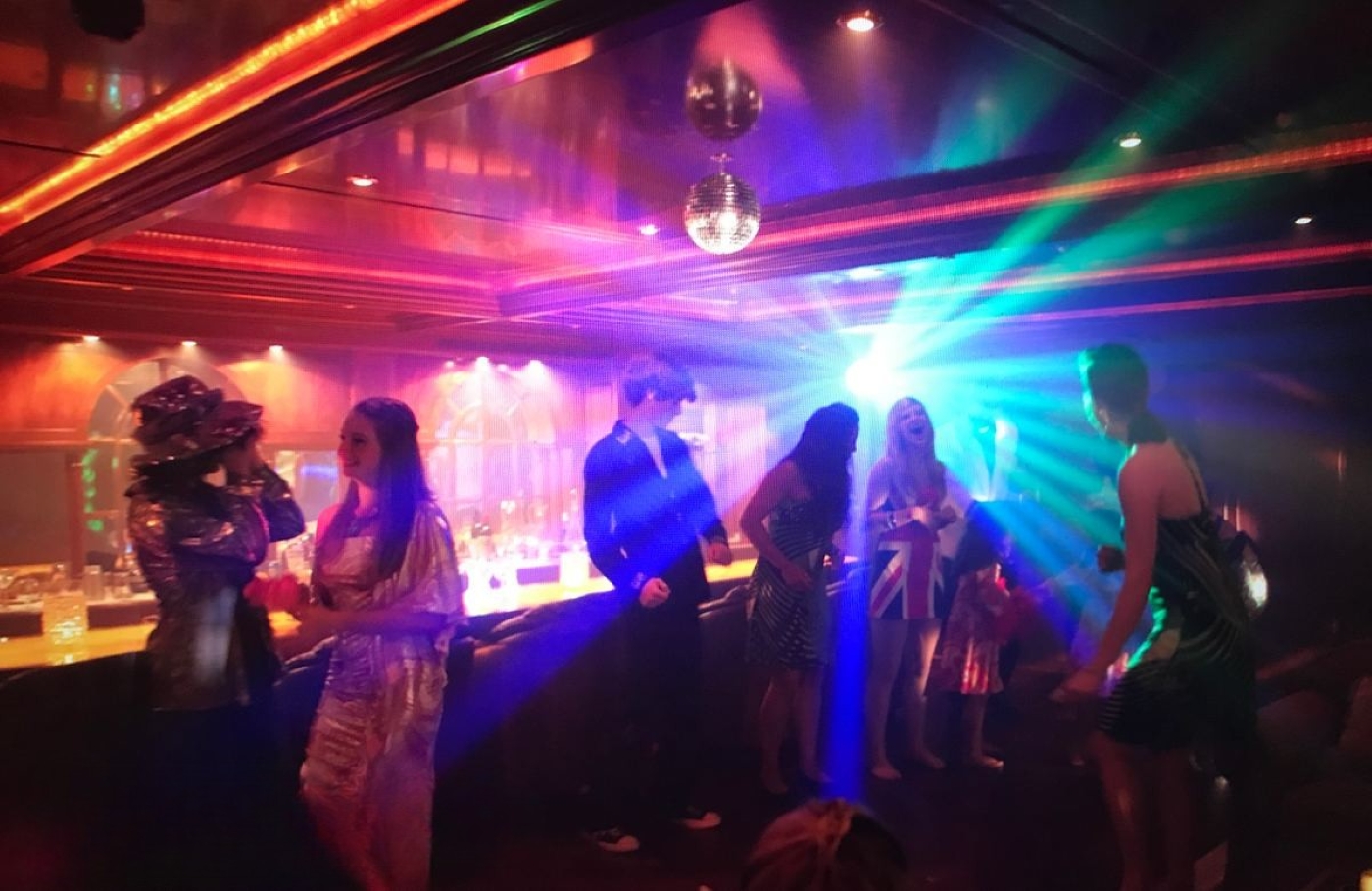 Interior Club 01.jpg