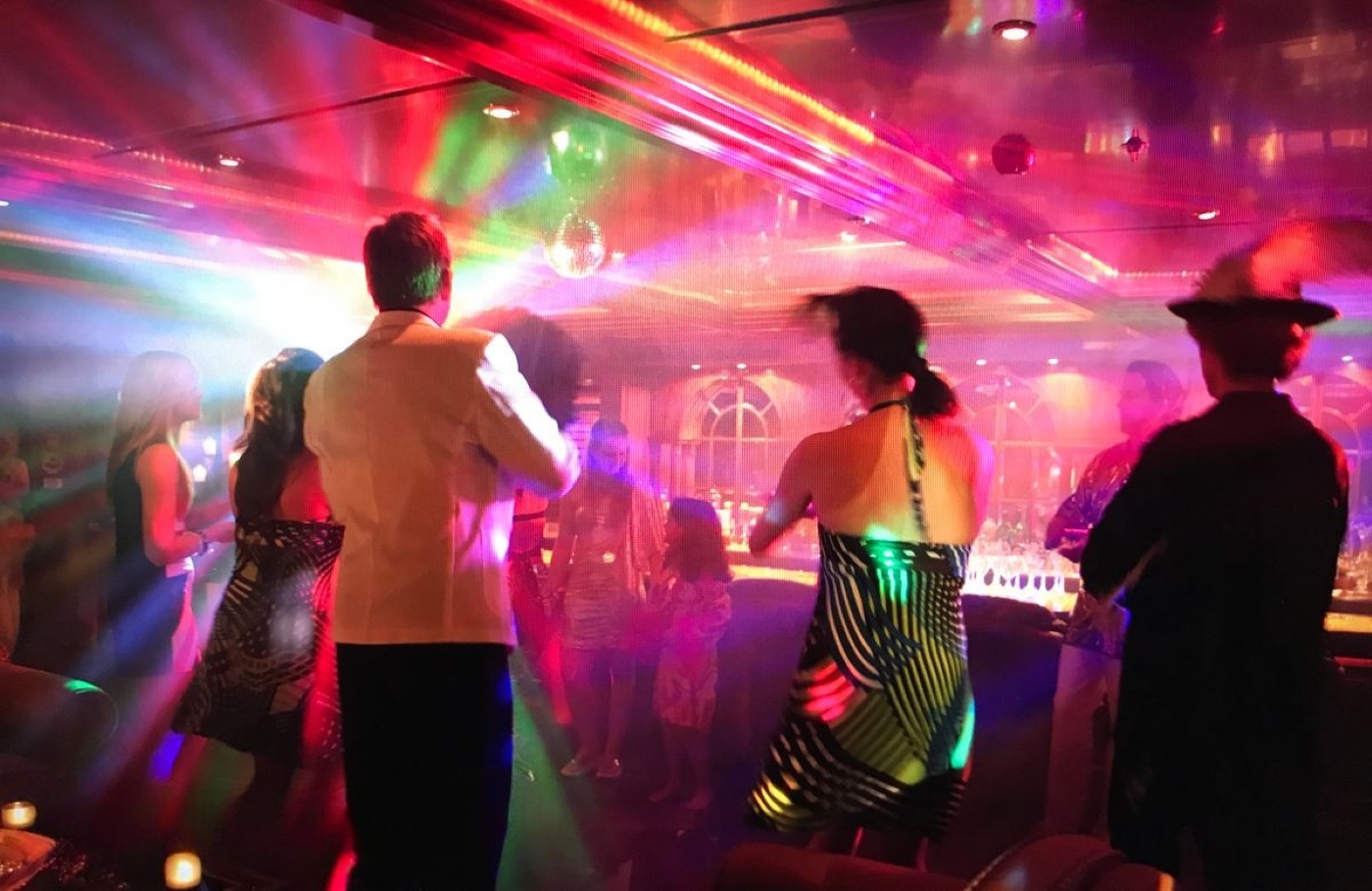 Interior Club.jpg