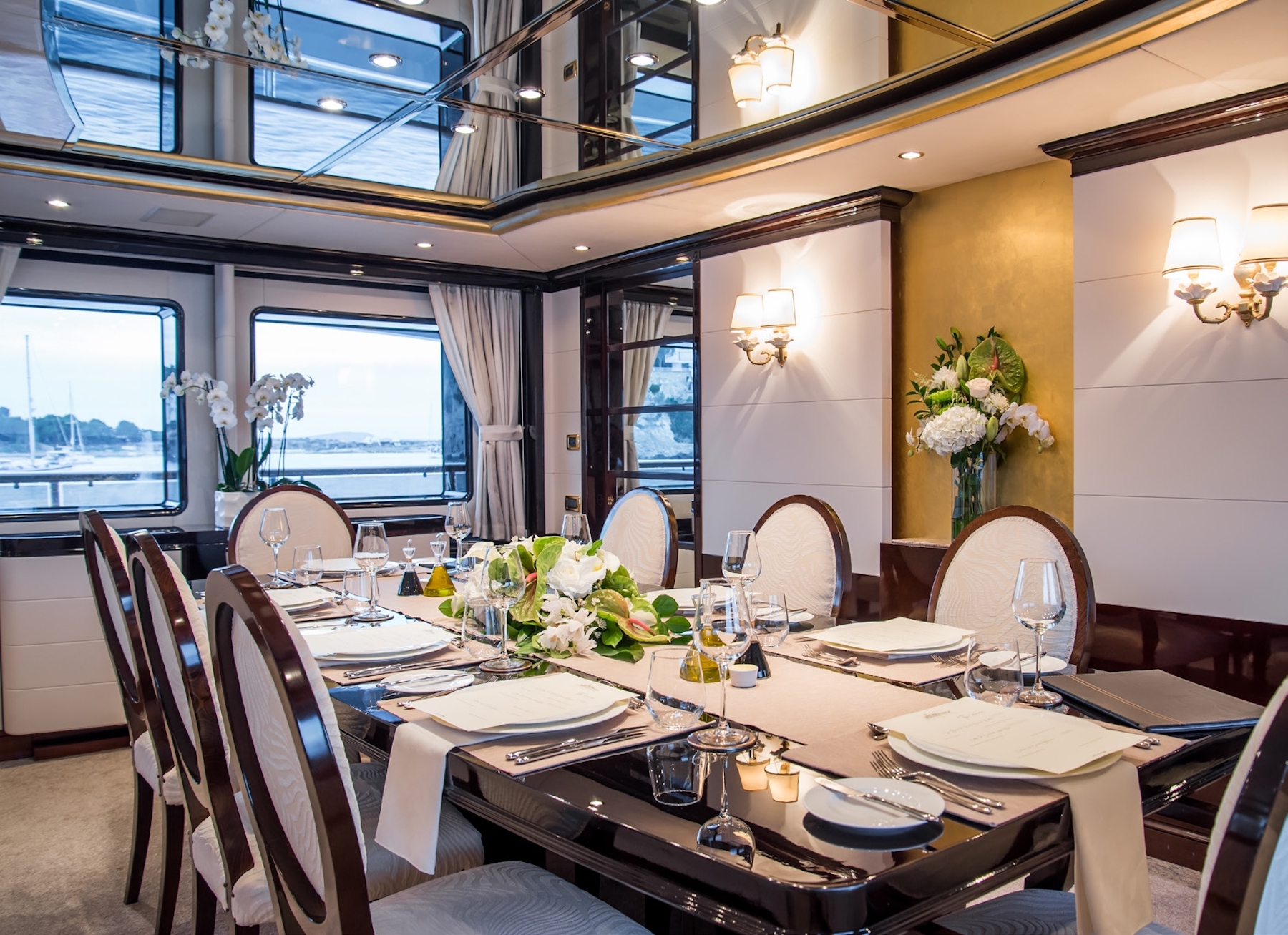 Interior dining area .jpg
